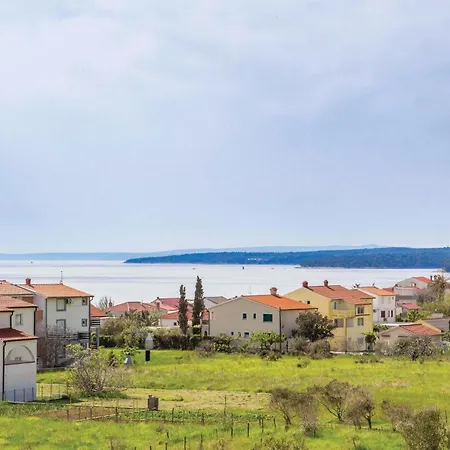 Amazing Apartment In Barbat * Barbat na Rabu