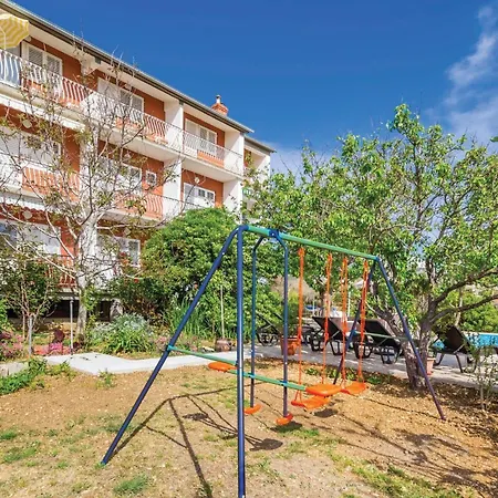 Apartmán 2 Bedroom Awesome In Barbat *