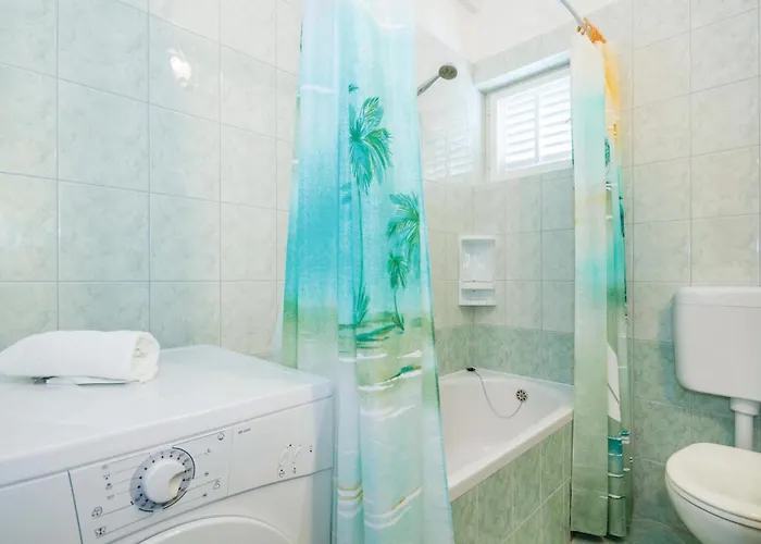 2 Bedroom Awesome In Barbat アパート *