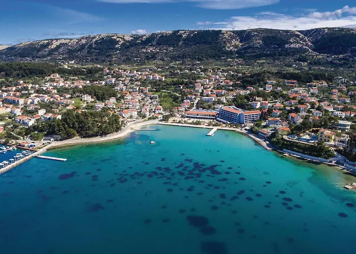 Apartament 2 Bedroom Awesome In Barbat *