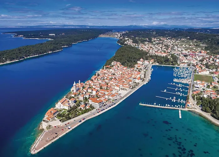 2 Bedroom Awesome In Barbat Apartament Barbat na Rabu